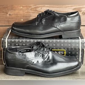 Stacy Adams Black leather dress shoes size 10 Men